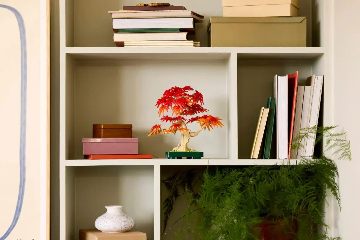LEGO® Japanese Red Maple Bonsai Tree - Image 6
