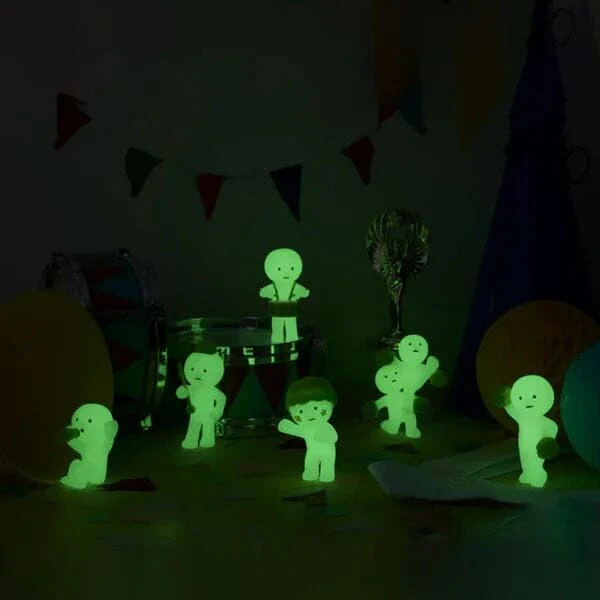 Smiski Cheer Series Collectible Glow in the Dark Figurine Blind Box (1pc) - Image 5