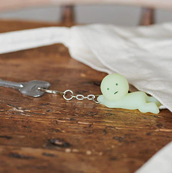 Smiski: Keychain - Grabbing Key Figure - Image 3