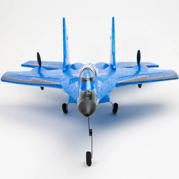 TopWinger: 2.4G Remote Control Fighter Jet with Extra Battery - Image 9